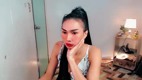 Snapshot of sam_mitinair chatting on 12-13-24, 03:32 sam online show from 12-13-24, 03:32