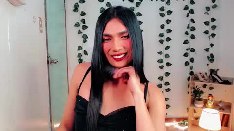 Snapshot of sam_mitinair chatting on 02-08-25, 11:34 sam online show from 02-08-25, 11:34