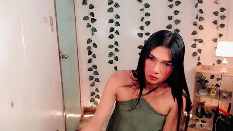 Snapshot of sam_mitinair chatting on 02-12-25, 07:23 sam online show from 02-12-25, 07:23