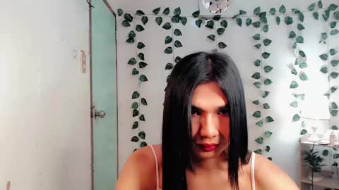 Snapshot of sam_mitinair chatting on 02-20-25, 10:05 sam online show from 02-20-25, 10:05
