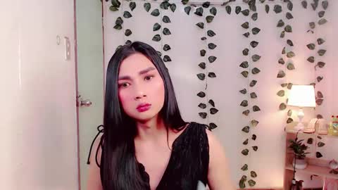 Snapshot of sam_mitinair chatting on 02-25-25, 06:53 sam online show from 02-25-25, 06:53