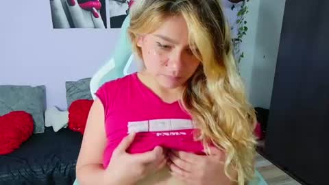 Snapshot of sam_sexual_enjoyment chatting on 07-20-26, 10:39 sam_sexual_enjoyment online show from 07-20-26, 10:39