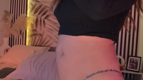 Snapshot of samaantha_white_ chatting on 01-10-26, 04:20 Samaantha online show from 01-10-26, 04:20