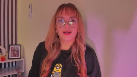 Snapshot of samaantha_white_ chatting on 01-13-26, 11:59 Samaantha online show from 01-13-26, 11:59