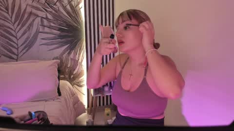 Snapshot of samaantha_white_ chatting on 04-11-26, 11:25 Samaantha online show from 04-11-26, 11:25