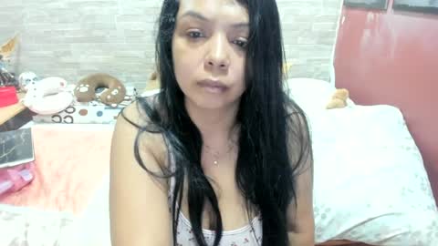 Snapshot of samanta1013 chatting on 07-01-26, 06:26 samanta1013 online show from 07-01-26, 06:26