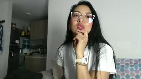 Snapshot of samanta_xi chatting on 05-28-26, 04:15 samanta online show from 05-28-26, 04:15