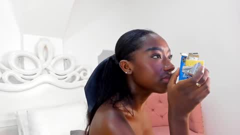 Samanta online show from 02-17-25, 10:36