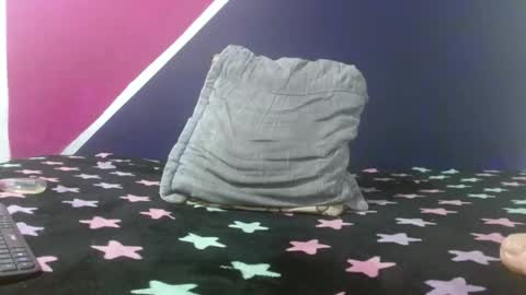 SAMANTHARUIZ18 online show from 12-22-25, 02:08