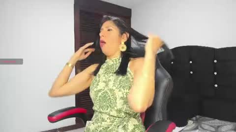 Snapshot of samantha1_rosse01 chatting on 07-15-26, 10:37 samantha1_rosse01 online show from 07-15-26, 10:37