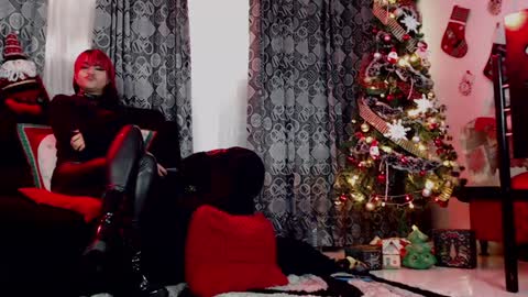 Snapshot of samantha_abrill chatting on 12-10-24, 02:48 Samantha and Victor online show from 12-10-24, 02:48