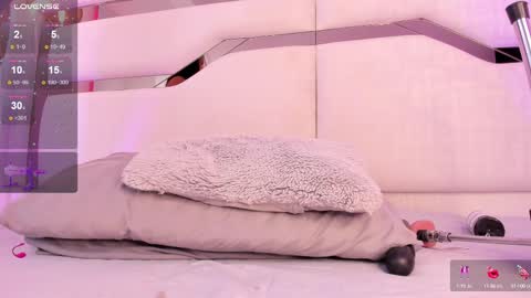 Snapshot of samantha_beckham chatting on 02-28-25, 07:25 Samantha Beckham online show from 02-28-25, 07:25