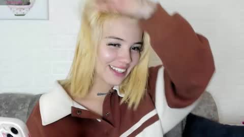 samantha_browwnn online show from 01-25-25, 10:28