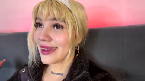 samantha_browwnn online show from 11-06-25, 02:07