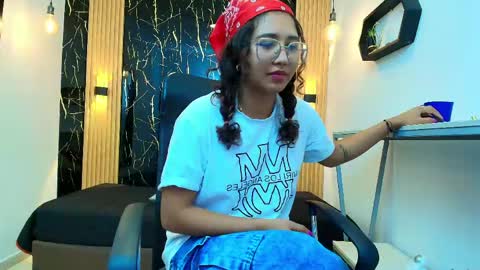    online show from 04-15-26, 11:06