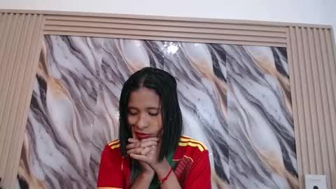 lizzy online show from 11-27-25, 01:40