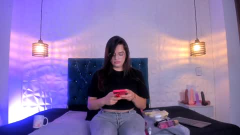 samantha_foxyy online show from 04-07-26, 10:48