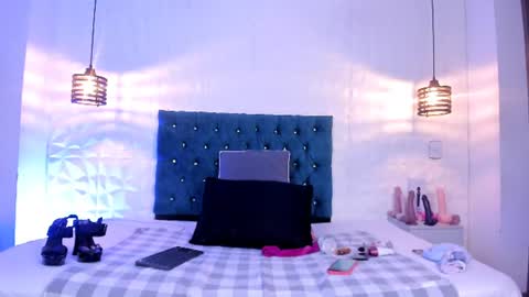 samantha_foxyy online show from 07-14-26, 10:32