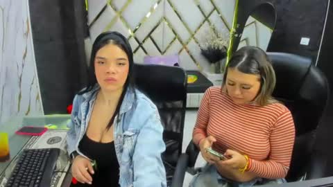 Snapshot of samantha_golds chatting on 07-08-26, 01:37 Ashley Giseth Arenas Molina online show from 07-08-26, 01:37