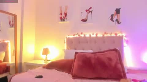 Samantha online show from 06-11-26, 12:32