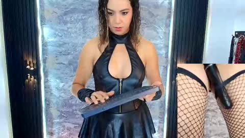 Samantha online show from 10-31-25, 11:44