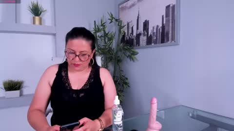 Samantha online show from 12-28-24, 09:51