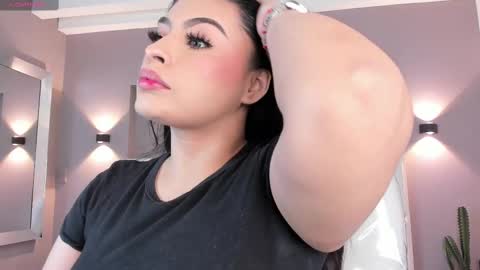 Snapshot of samanthaa_22_ chatting on 02-18-25, 03:31 Samanthaa online show from 02-18-25, 03:31