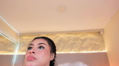 Snapshot of samanthaa_22_ chatting on 06-09-26, 11:22 Samanthaa online show from 06-09-26, 11:22