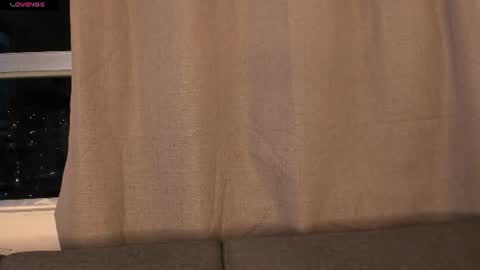 Snapshot of samanthaa_black chatting on 06-14-26, 02:24 Sam online show from 06-14-26, 02:24