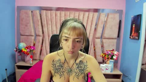 Samantha Smitth online show from 09-26-25, 03:43