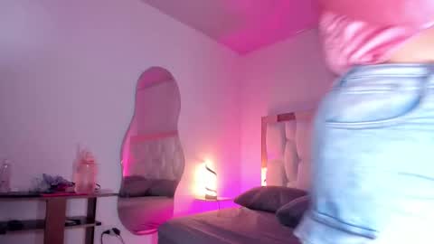 Sam online show from 10-05-25, 01:04