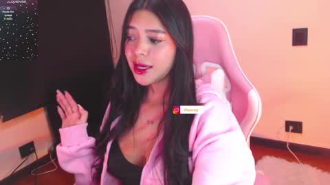 Snapshot of samara_lam chatting on 12-09-24, 02:13 Sammy  online show from 12-09-24, 02:13