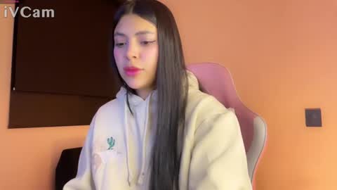 Snapshot of samara_lam chatting on 02-26-25, 11:20 Sammy  online show from 02-26-25, 11:20