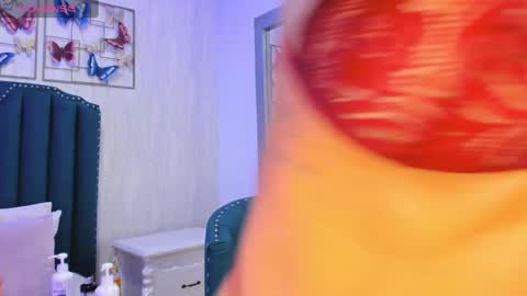 Samara Warren online show from 12-19-24, 02:57