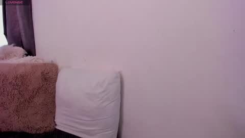 -- -- online show from 09-14-25, 05:34