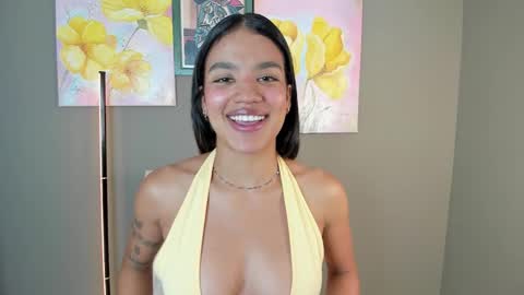 Snapshot of samarhagomez chatting on 12-01-25, 06:24 Samarha Gomez online show from 12-01-25, 06:24