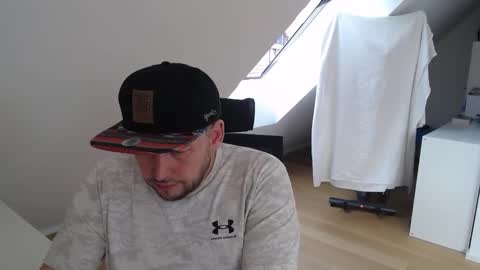 Snapshot of samariterbw chatting on 03-04-26, 08:42 TopBoy online show from 03-04-26, 08:42