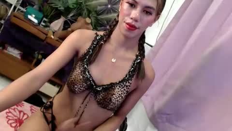 Snapshot of samatha_6969 chatting on 04-13-26, 10:32 samatha_6969 online show from 04-13-26, 10:32