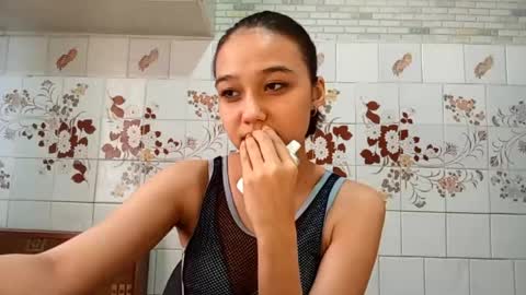 Snapshot of samathabeall chatting on 04-18-26, 11:14 Samantha online show from 04-18-26, 11:14
