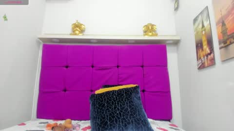 Snapshot of samay_sex18 chatting on 06-13-26, 12:25 samay_sex18 online show from 06-13-26, 12:25