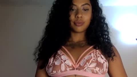 Snapshot of samaycole3 chatting on 01-28-25, 03:25 Samantha online show from 01-28-25, 03:25