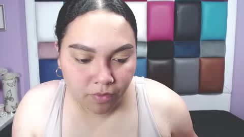 Snapshot of samevanshot chatting on 12-20-24, 03:14 samevanshot online show from 12-20-24, 03:14