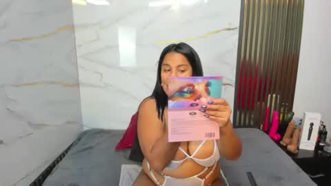 Snapshot of samevanshot chatting on 11-26-25, 03:18 samevanshot online show from 11-26-25, 03:18