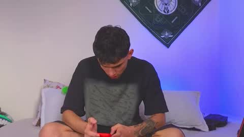 Snapshot of samevansx chatting on 11-26-25, 02:18 samevansx online show from 11-26-25, 02:18