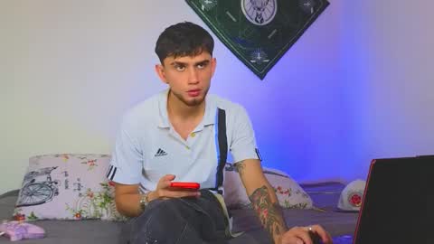 Snapshot of samevansx chatting on 12-02-25, 06:58 samevansx online show from 12-02-25, 06:58