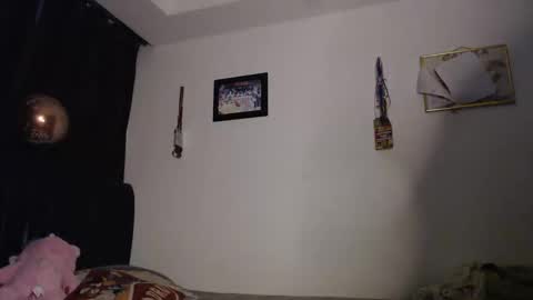 Tami  Gael online show from 11-23-25, 02:44