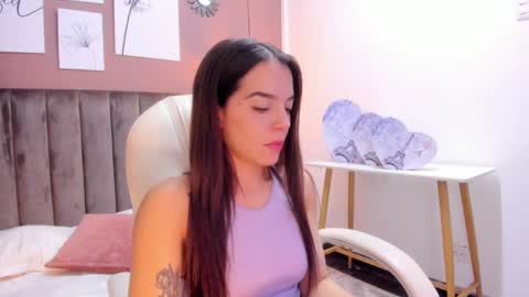 Snapshot of samii_live chatting on 02-25-25, 02:14 Samii online show from 02-25-25, 02:14