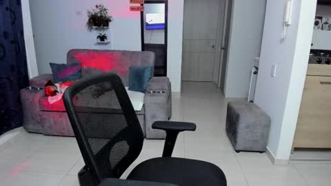 SARA online show from 03-17-26, 01:21