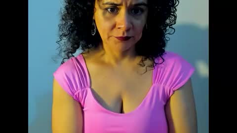 Snapshot of samm_hoti chatting on 02-15-25, 09:37 sam online show from 02-15-25, 09:37