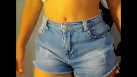 Snapshot of samm_hoti chatting on 10-14-25, 08:20 sam online show from 10-14-25, 08:20